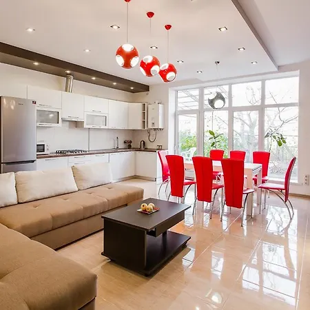 Private House In Heart Of * Odesa