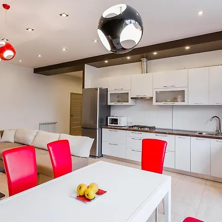 Private House In Heart Of *